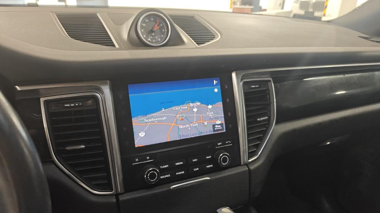 2018 Porsche Macan S 4dr All-Wheel Drive Photo