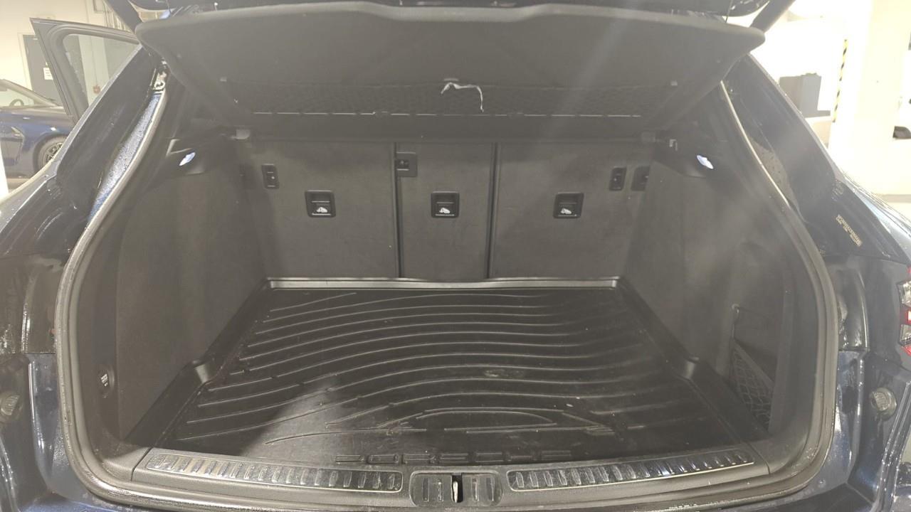 2018 Porsche Macan S 4dr All-Wheel Drive Photo