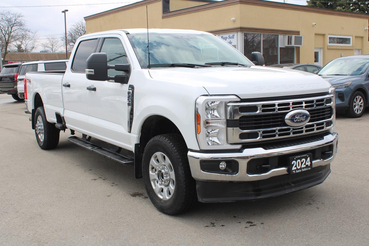 2024 Ford SUPER DUTY F-250 SRW XLT Photo