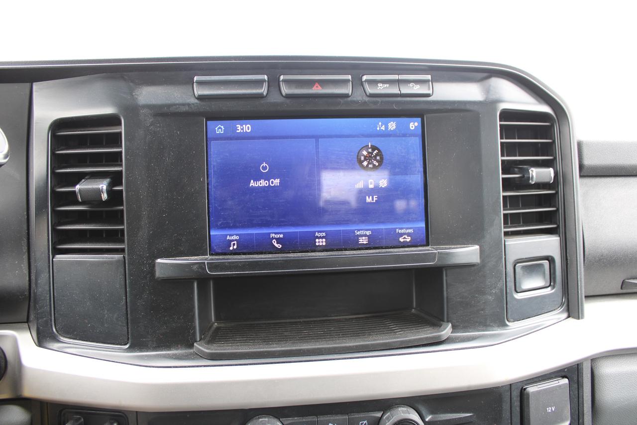 2024 Ford SUPER DUTY F-250 SRW XLT Photo