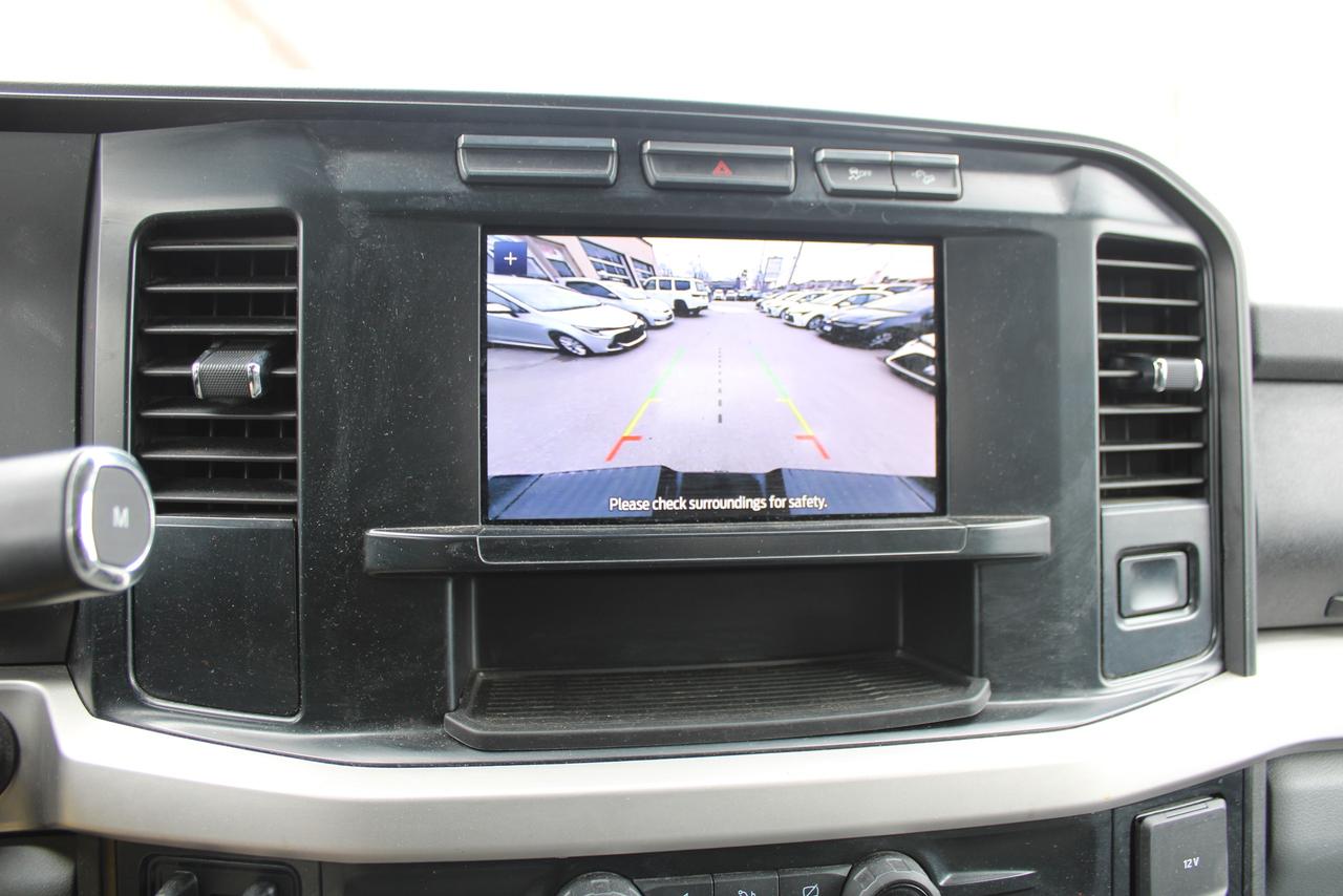 2024 Ford SUPER DUTY F-250 SRW XLT Photo