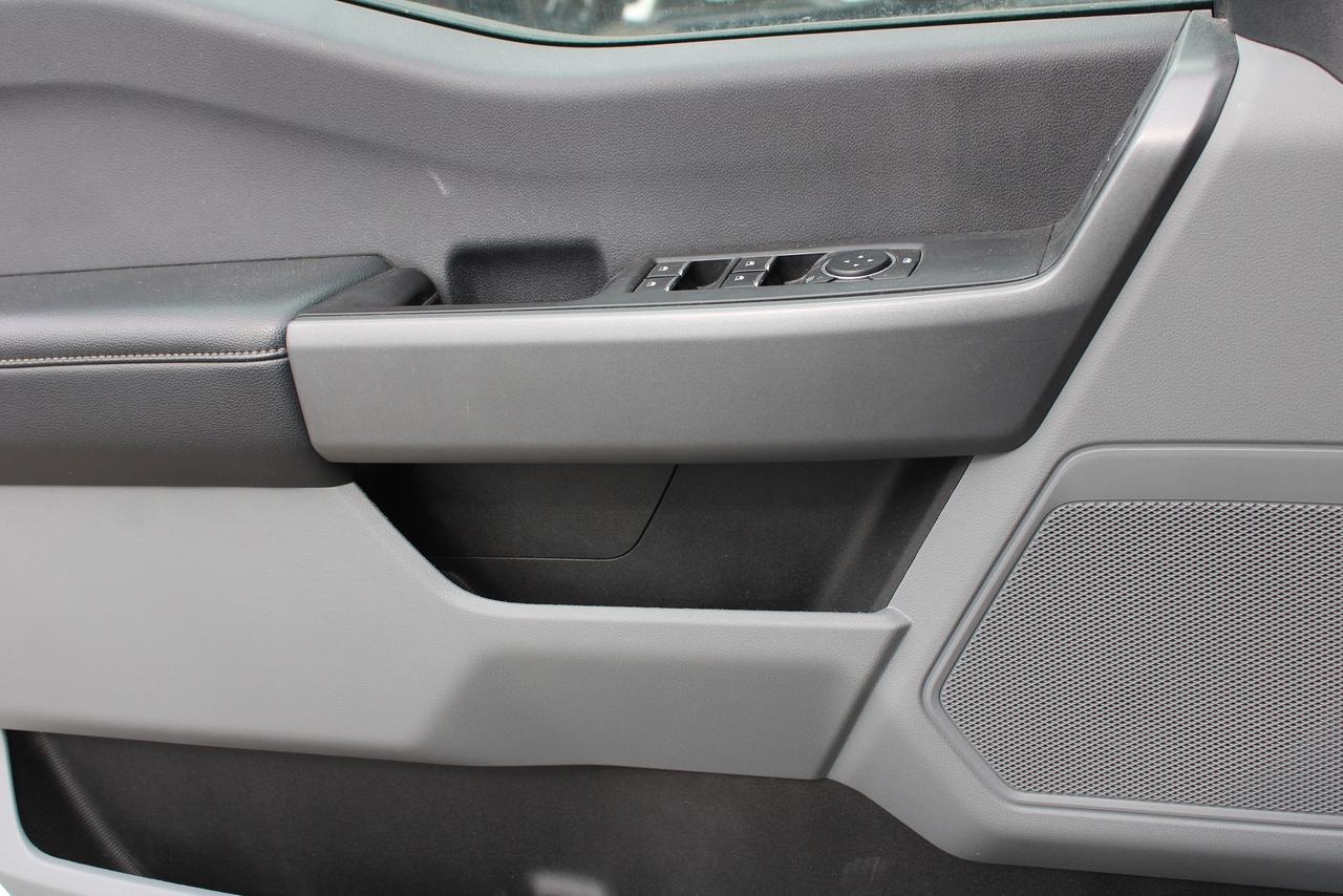 2024 Ford SUPER DUTY F-250 SRW XLT Photo