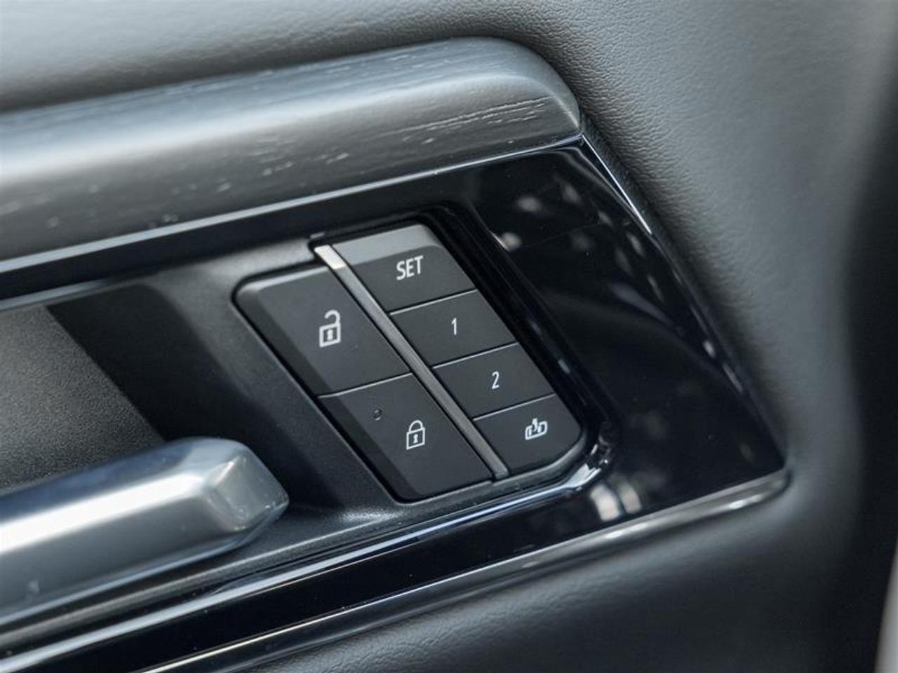 2026 GMC Yukon XL Denali 4dr 4x4 Photo