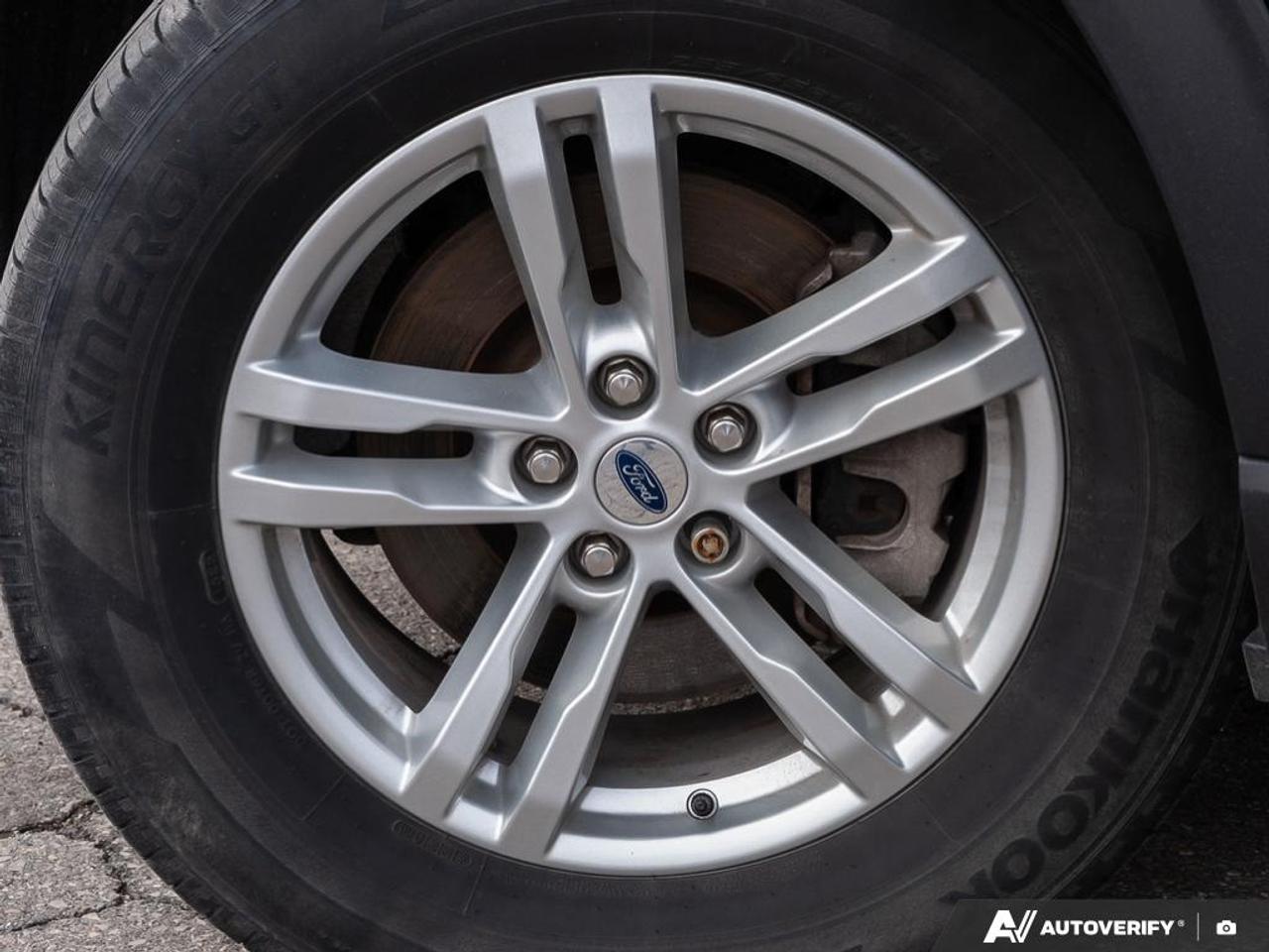 2023 Ford Explorer XLT Photo