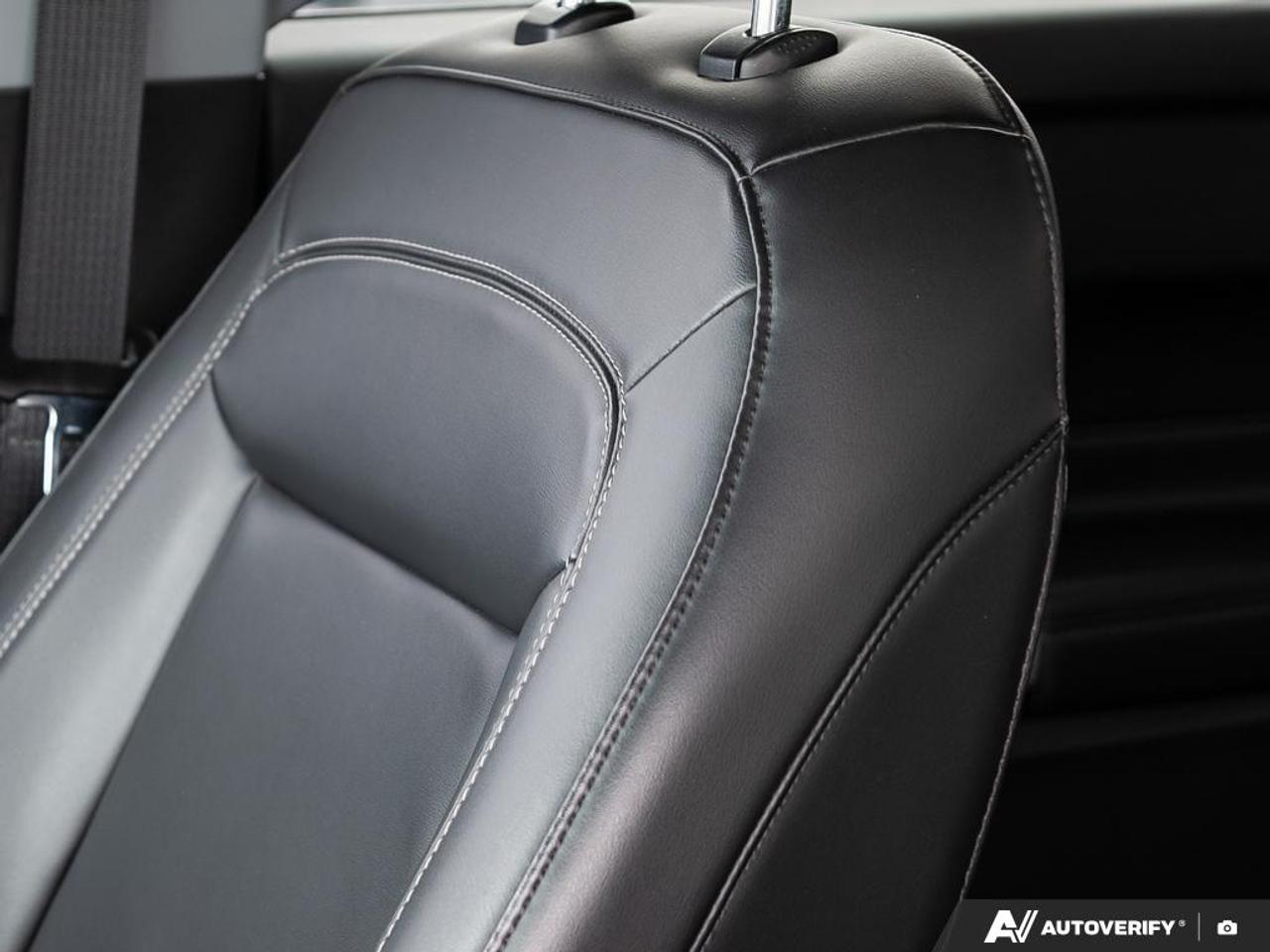 2023 Ford Explorer XLT Photo