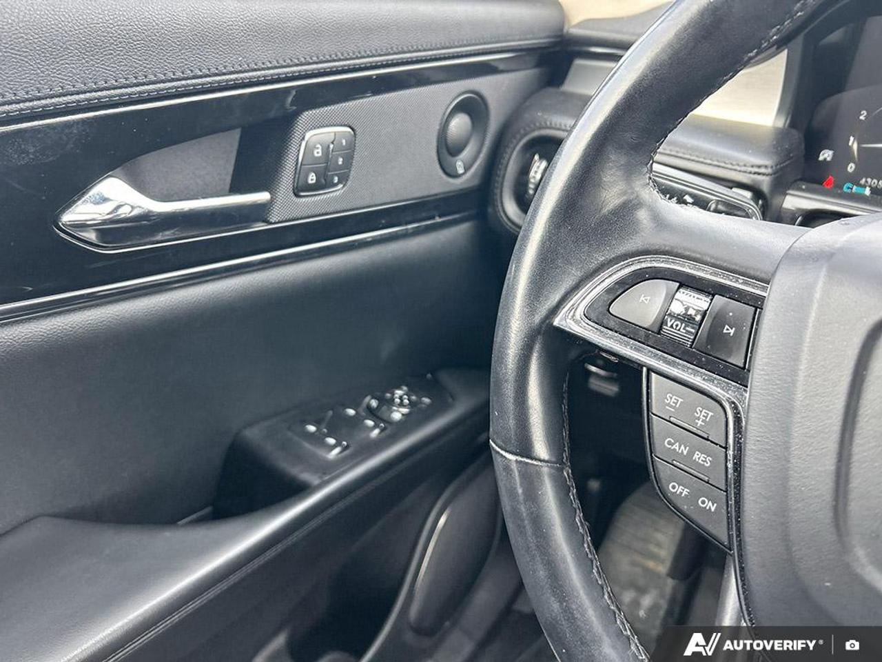 2023 Lincoln Nautilus Reserve 200A | NO ACCIDENTS | LUX PKG | MONOCHROME | CARGO Photo