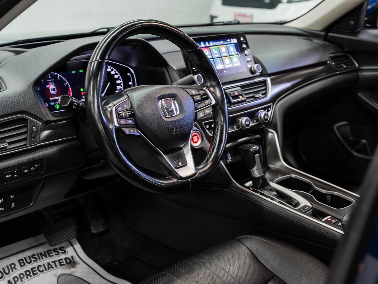 2020 Honda Accord TOURING | Nav | Sunroof | BSM | ACC | CarPlay