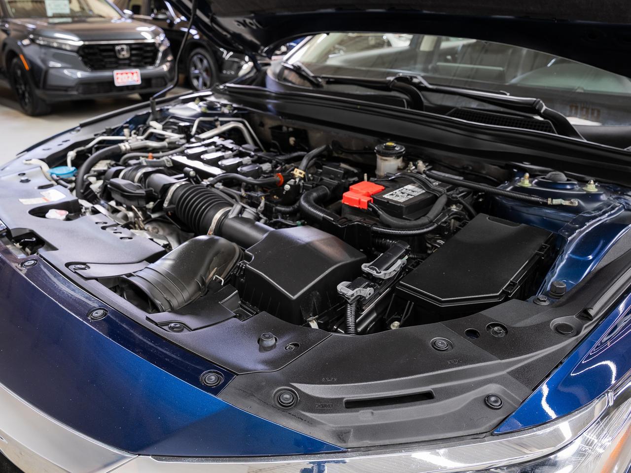 2020 Honda Accord TOURING | Nav | Sunroof | BSM | ACC | CarPlay