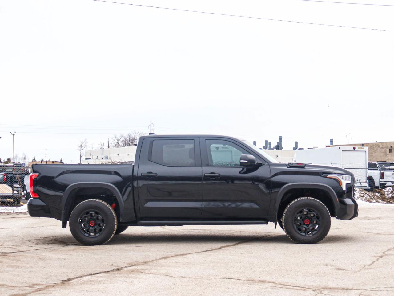 2024 Toyota Tundra LIMITED HYBRID Photo