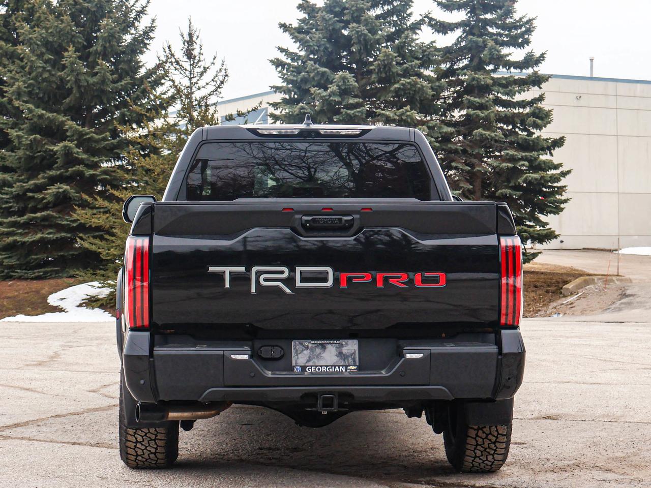 2024 Toyota Tundra LIMITED HYBRID Photo