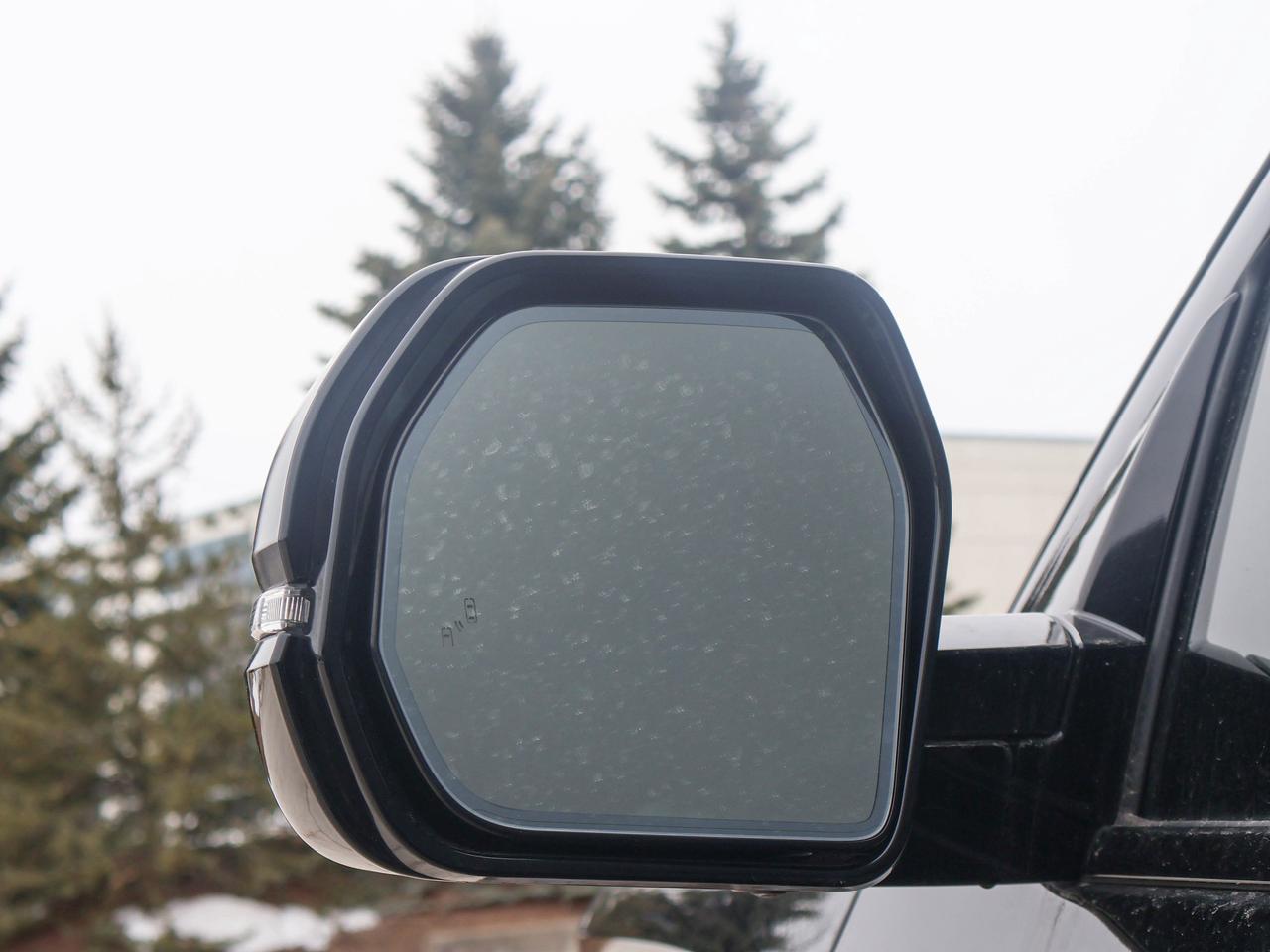 2024 Toyota Tundra LIMITED HYBRID Photo