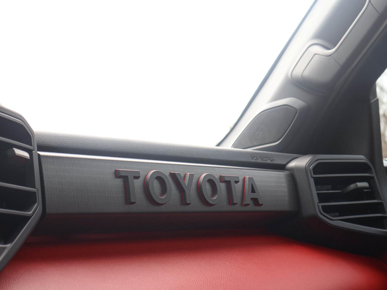 2024 Toyota Tundra LIMITED HYBRID Photo