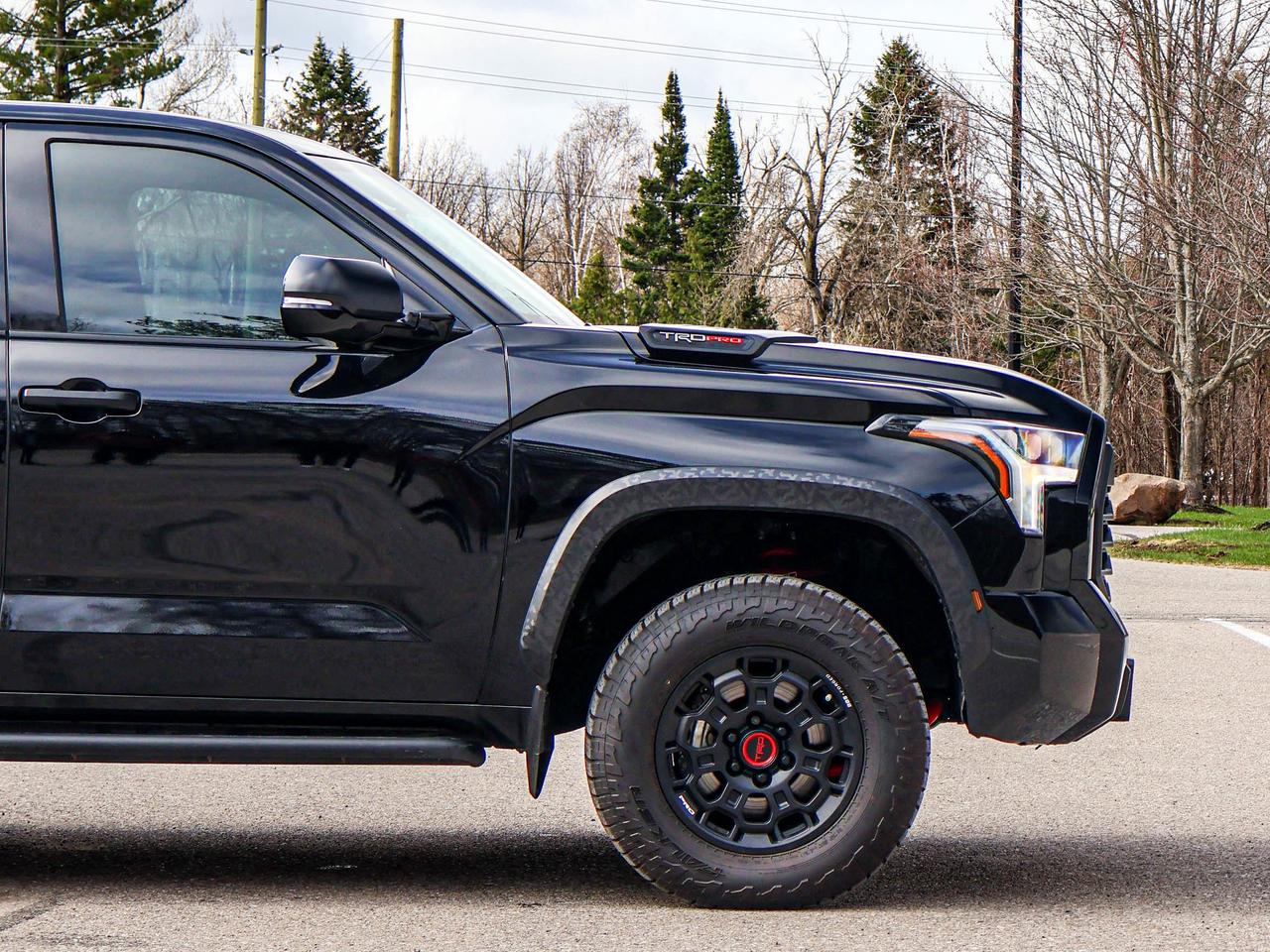 2024 Toyota Tundra LIMITED HYBRID Photo