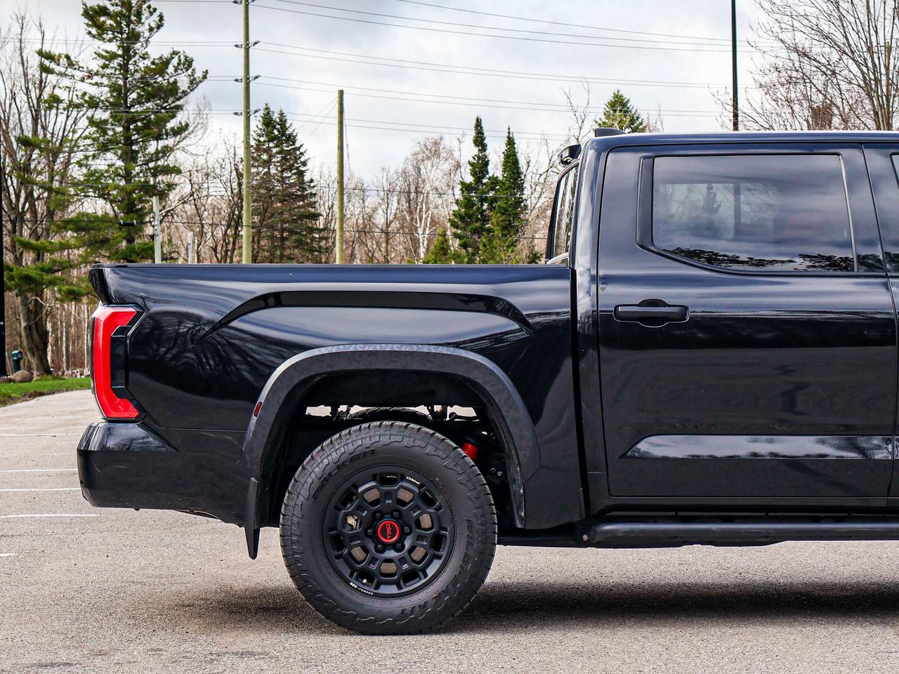 2024 Toyota Tundra LIMITED HYBRID Photo