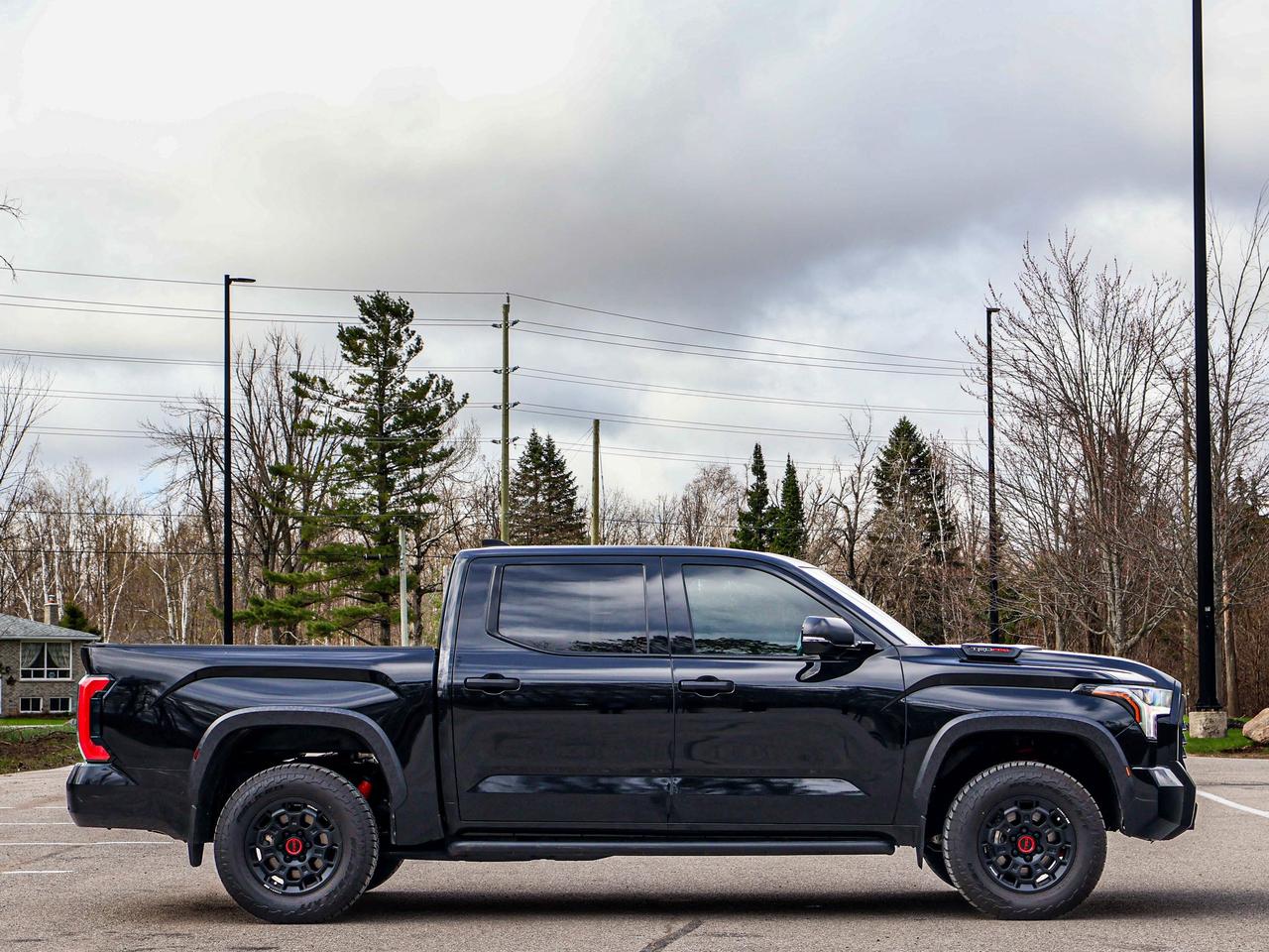 2024 Toyota Tundra LIMITED HYBRID Photo