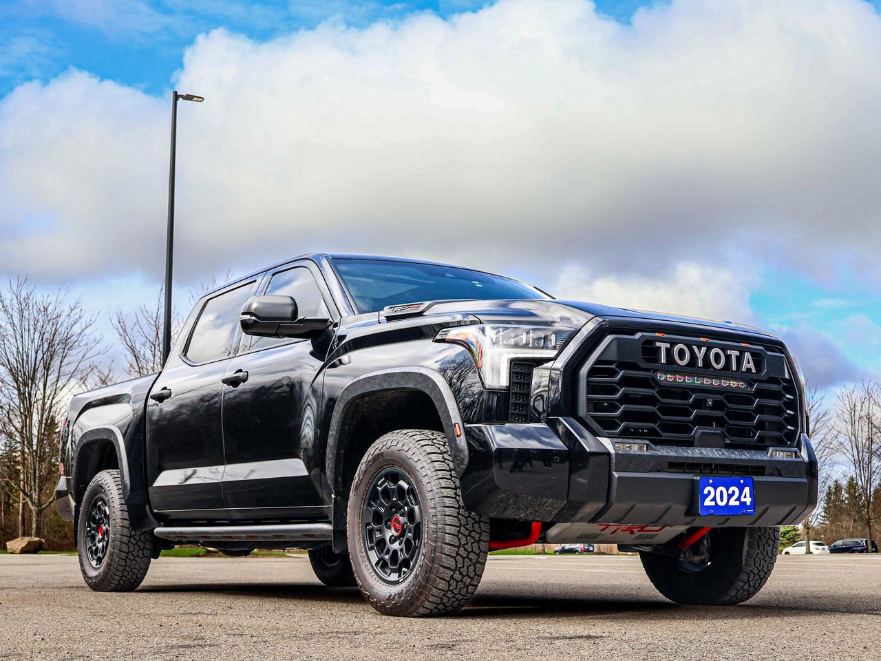 2024 Toyota Tundra LIMITED HYBRID Photo