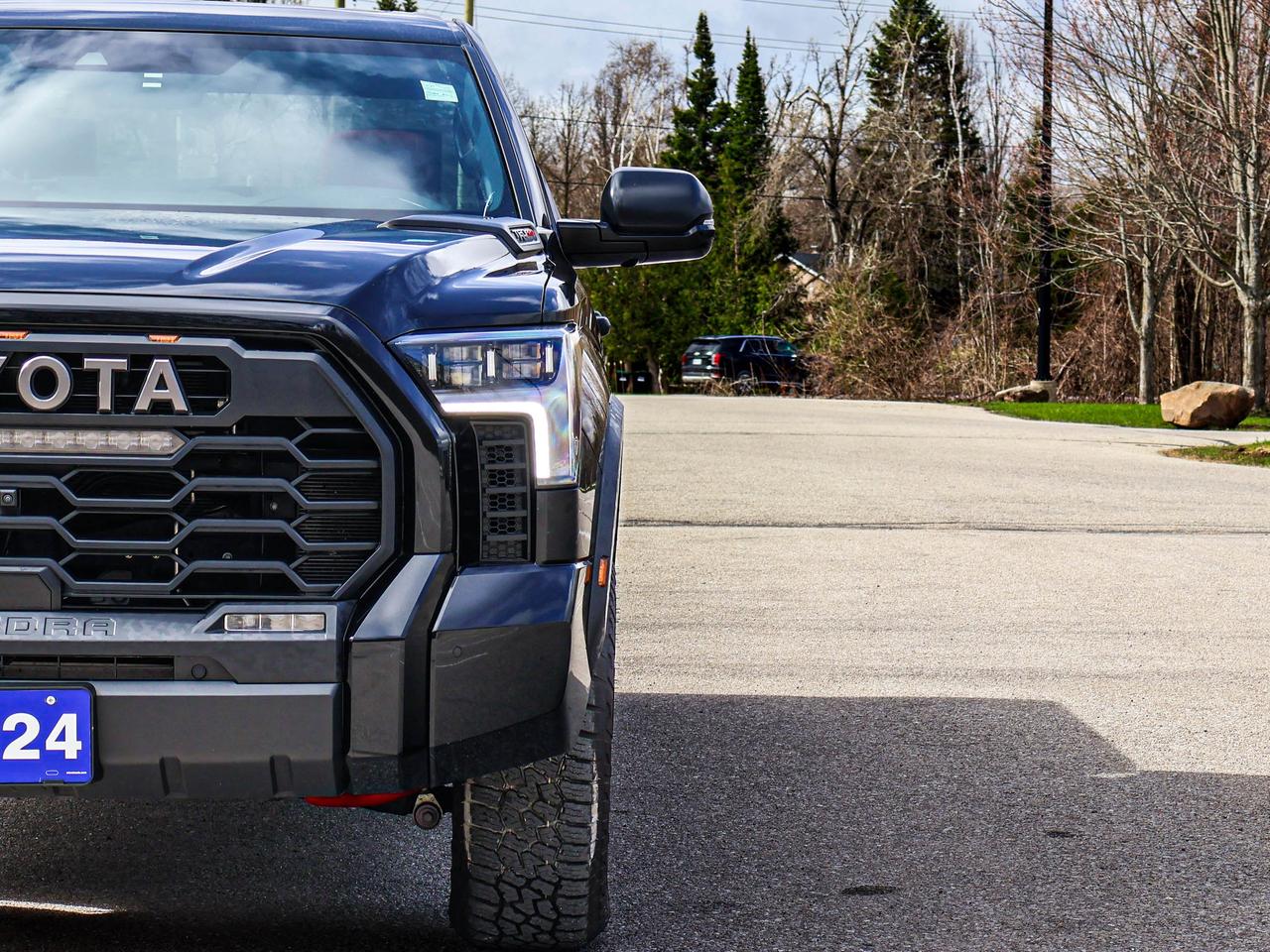 2024 Toyota Tundra LIMITED HYBRID Photo