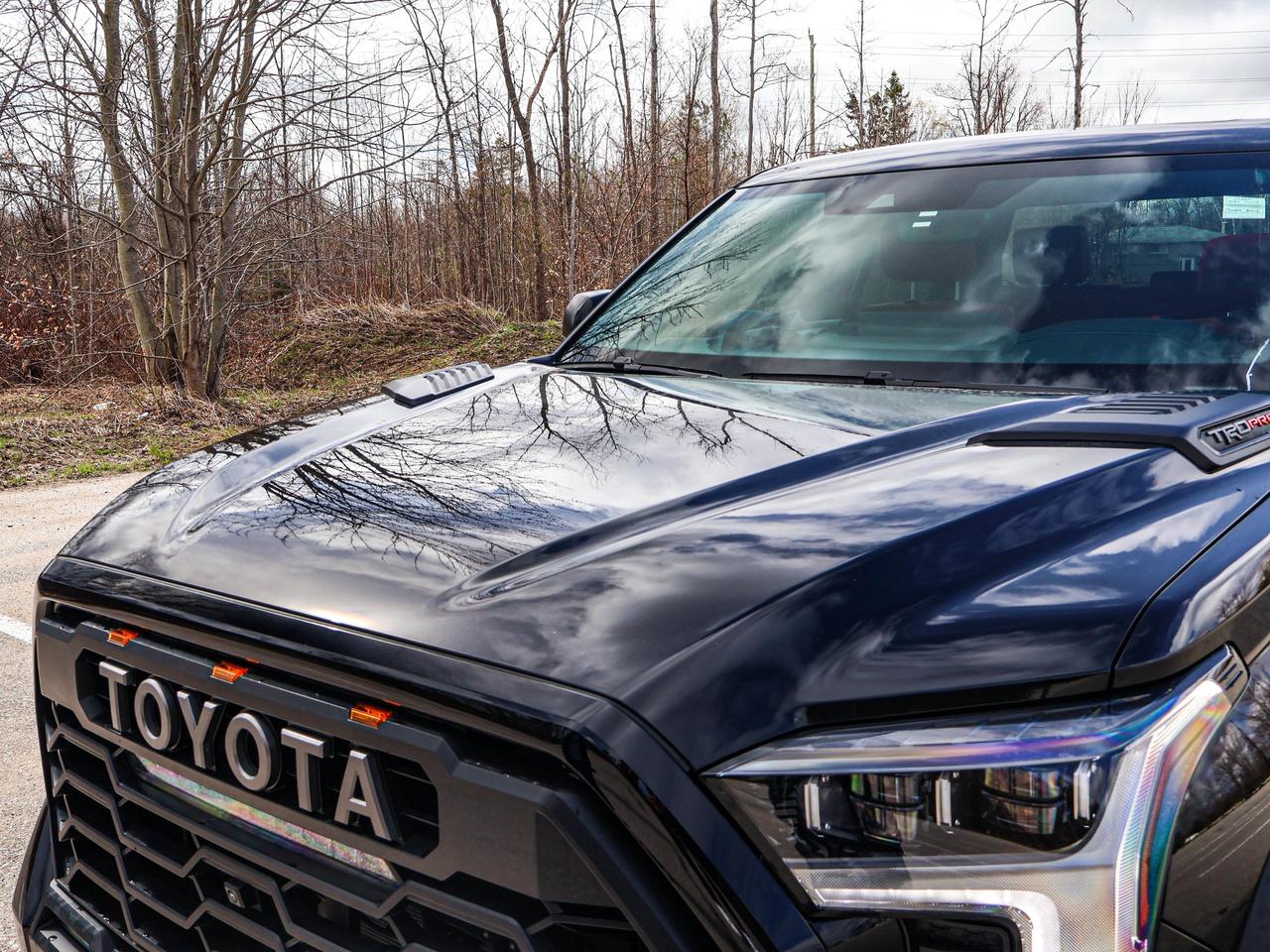 2024 Toyota Tundra LIMITED HYBRID Photo