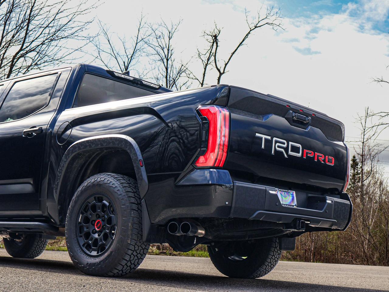 2024 Toyota Tundra LIMITED HYBRID Photo