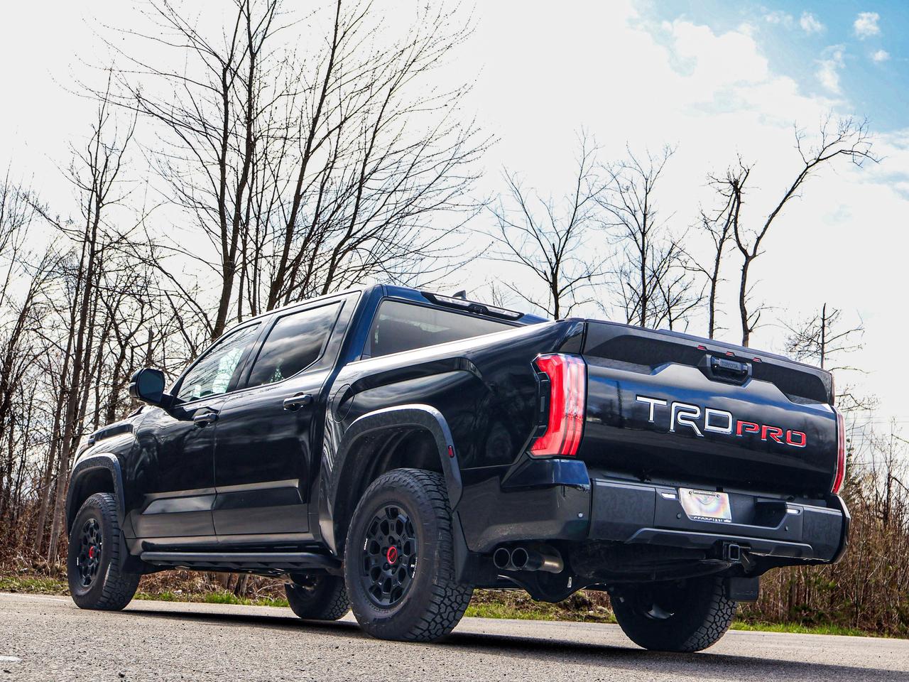 2024 Toyota Tundra LIMITED HYBRID Photo