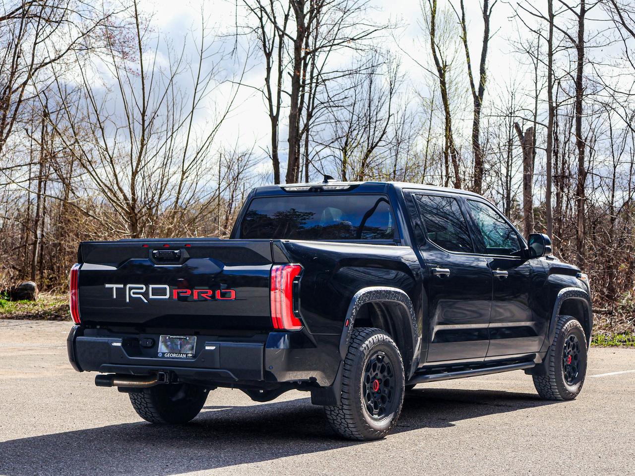 2024 Toyota Tundra LIMITED HYBRID Photo