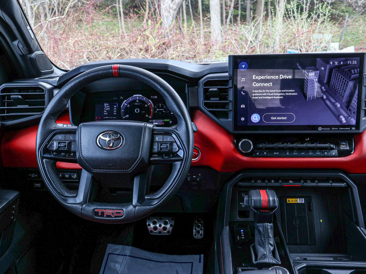 2024 Toyota Tundra LIMITED HYBRID Photo