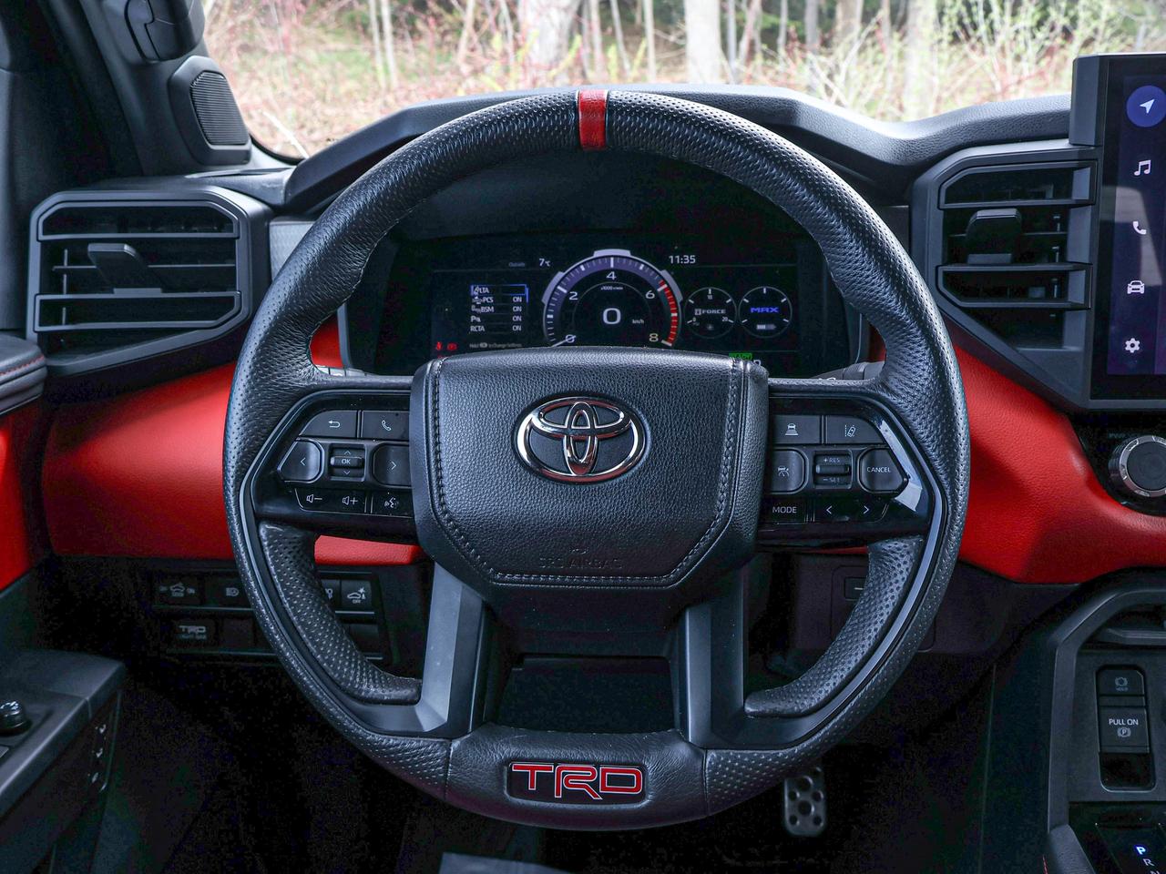 2024 Toyota Tundra LIMITED HYBRID Photo