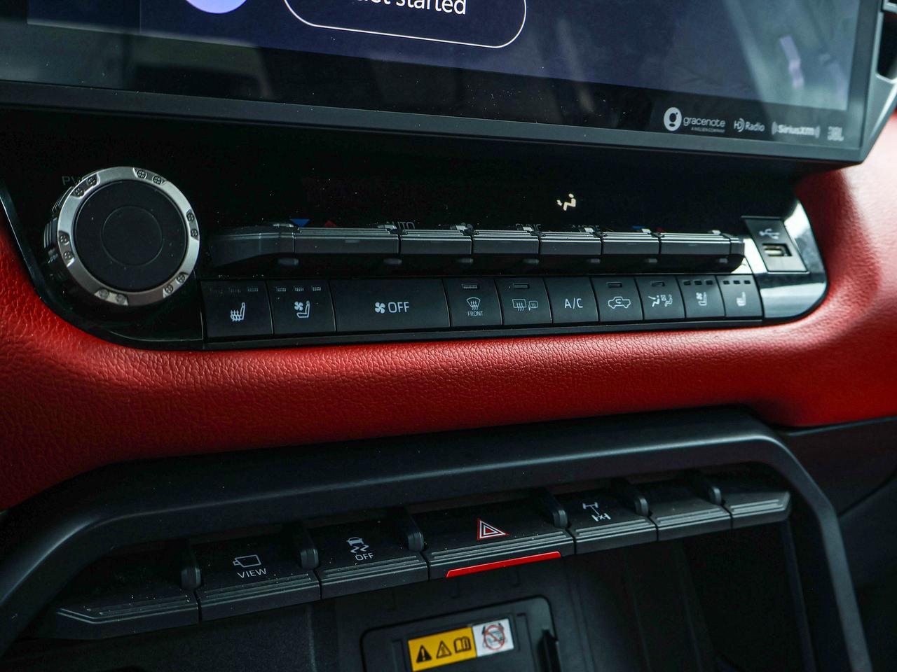 2024 Toyota Tundra LIMITED HYBRID Photo