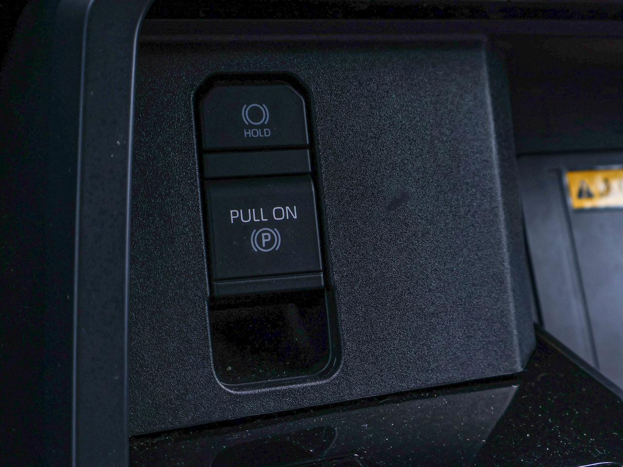 2024 Toyota Tundra LIMITED HYBRID Photo