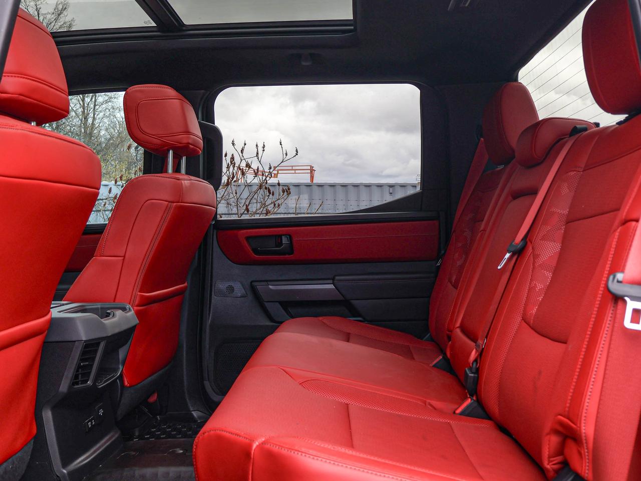 2024 Toyota Tundra LIMITED HYBRID Photo