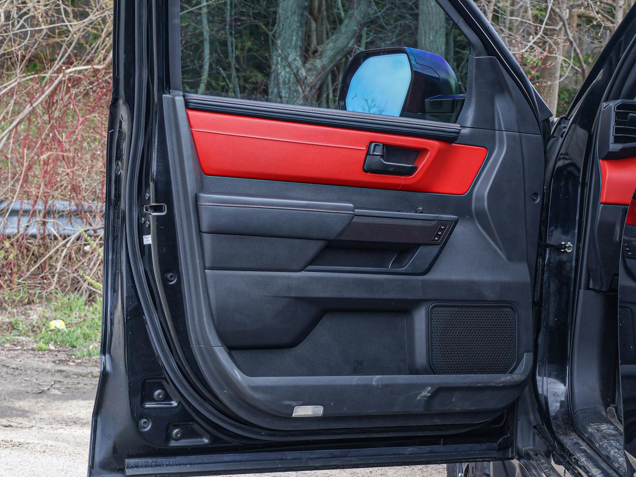2024 Toyota Tundra LIMITED HYBRID Photo