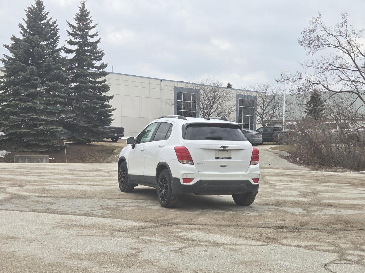 2021 Chevrolet Trax LT Photo