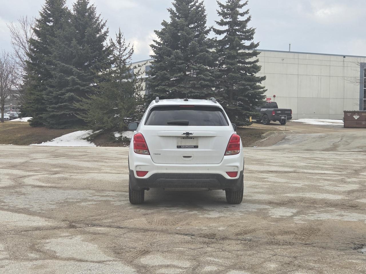 2021 Chevrolet Trax LT Photo