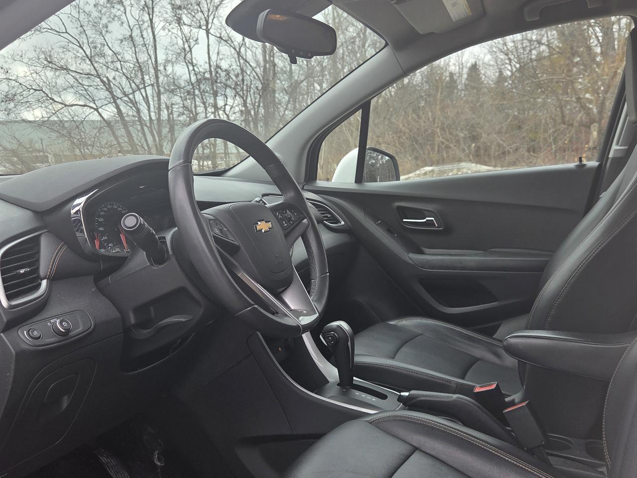 2021 Chevrolet Trax LT Photo