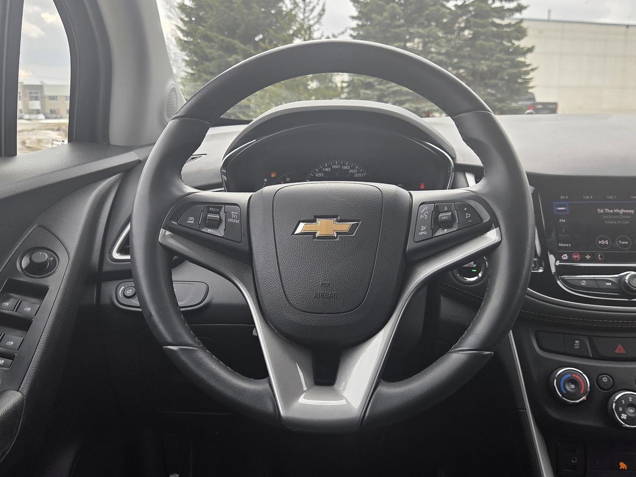 2021 Chevrolet Trax LT Photo