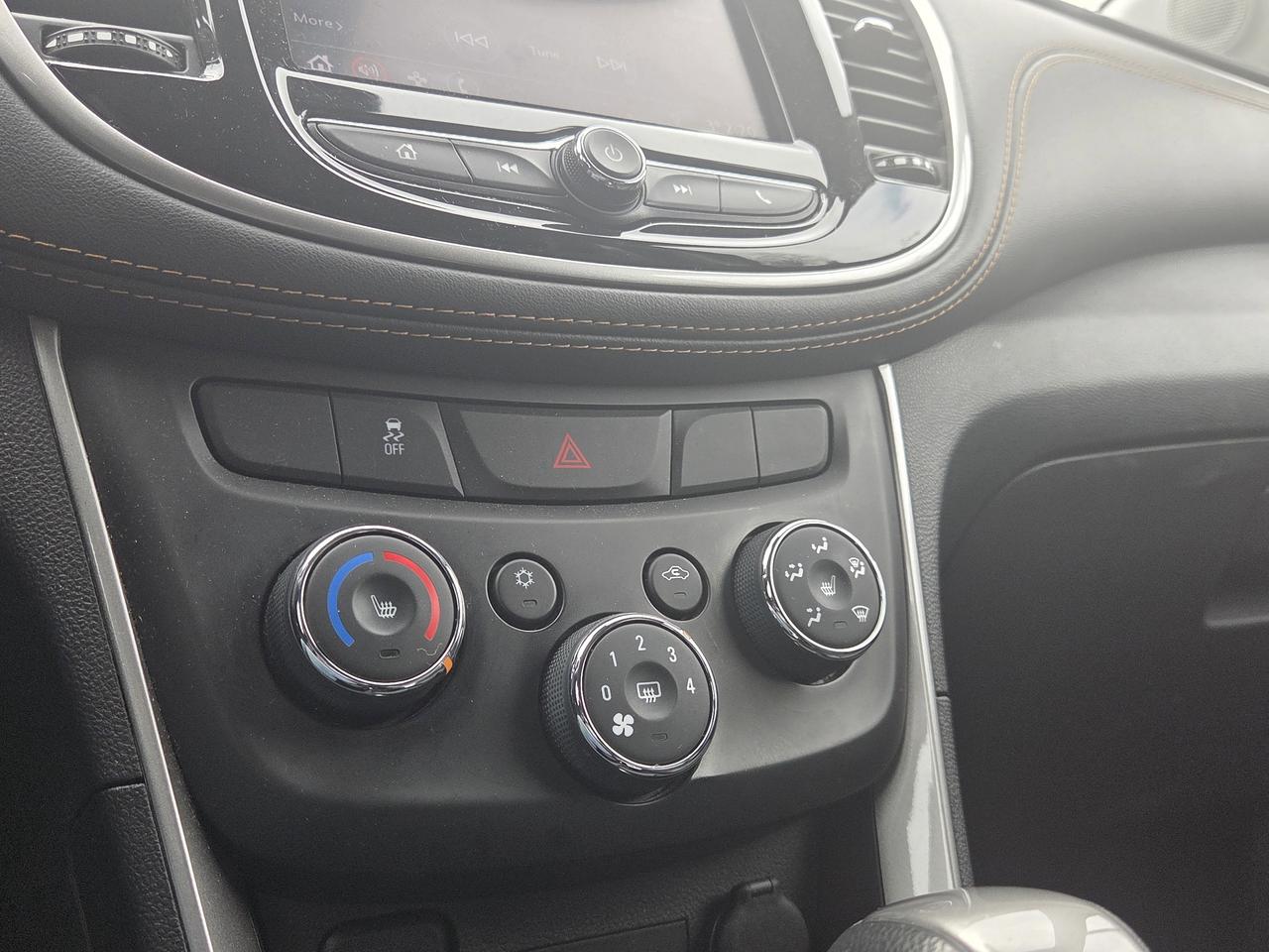 2021 Chevrolet Trax LT Photo