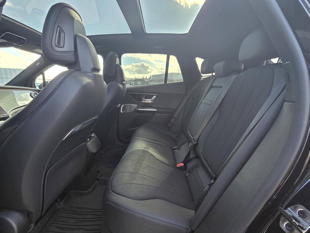 2024 Mercedes-Benz EQE 350 Photo