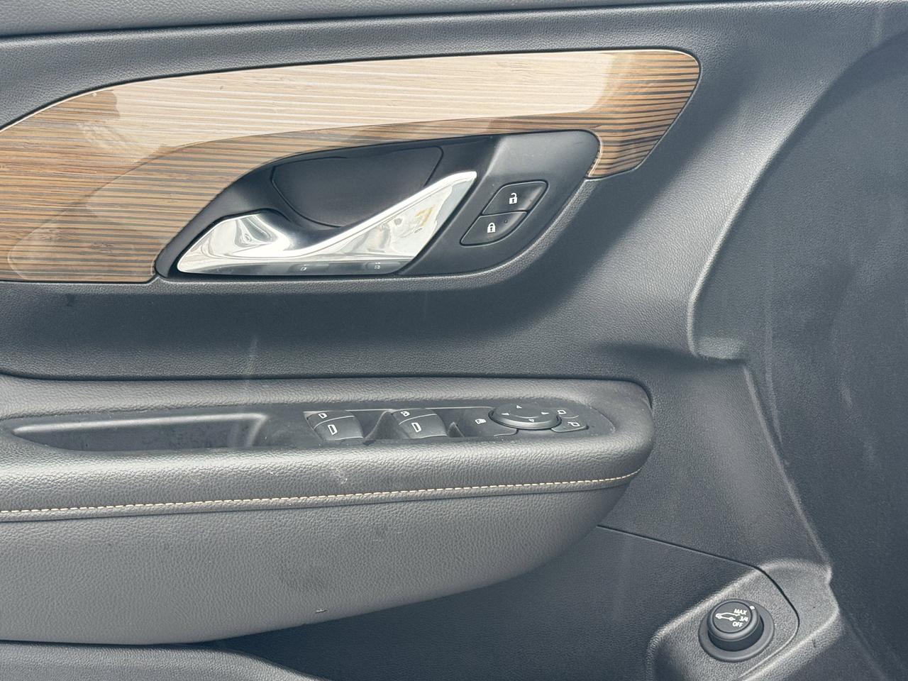 2020 GMC Terrain SLE Photo