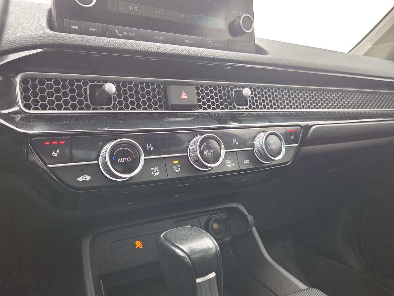 2022 Honda Civic Sedan EX Photo