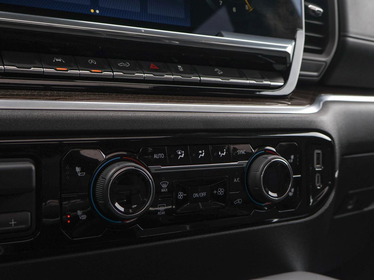 2025 Chevrolet Silverado 1500 LT Trail Boss Photo