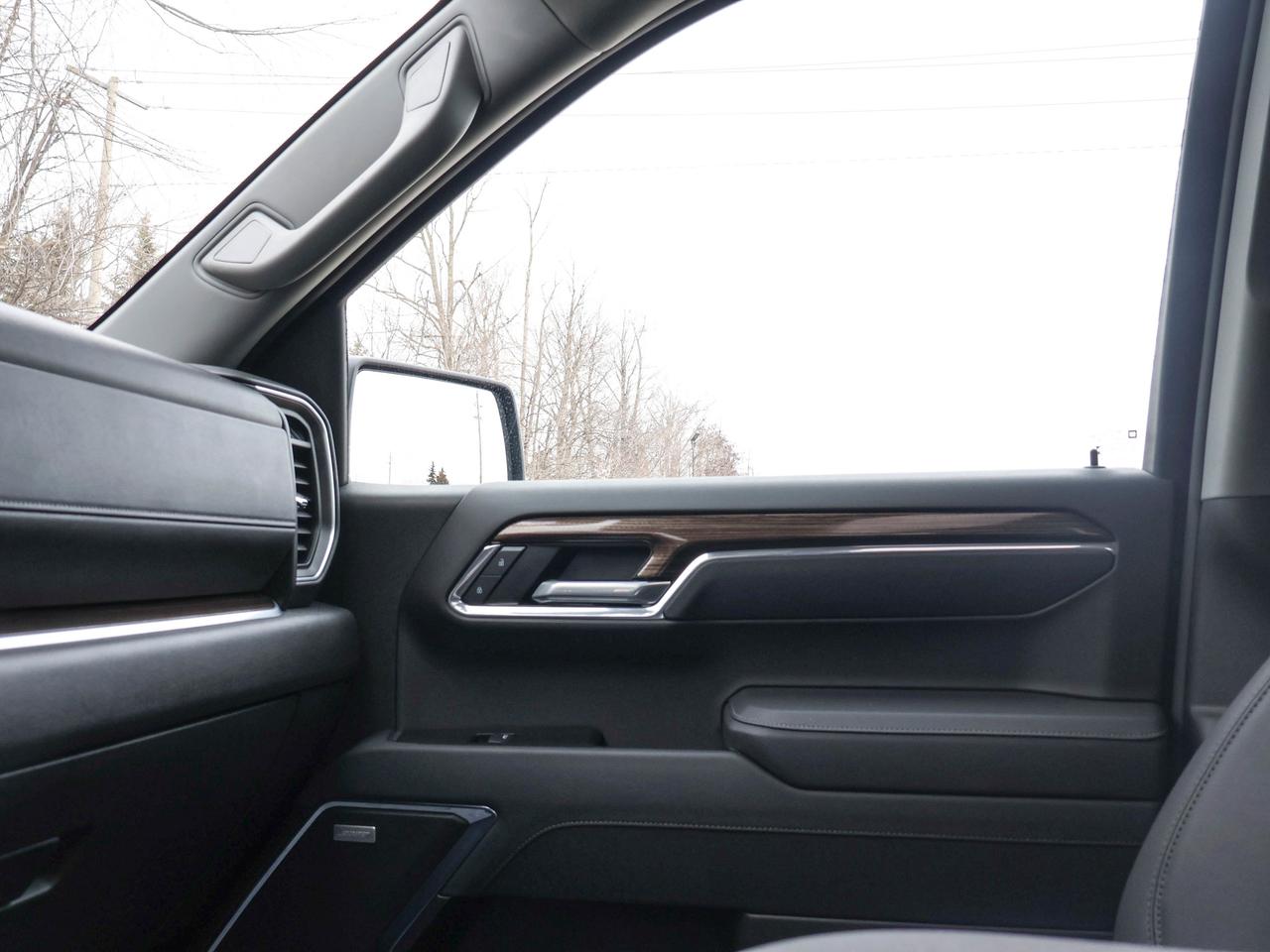 2025 Chevrolet Silverado 1500 LT Trail Boss Photo