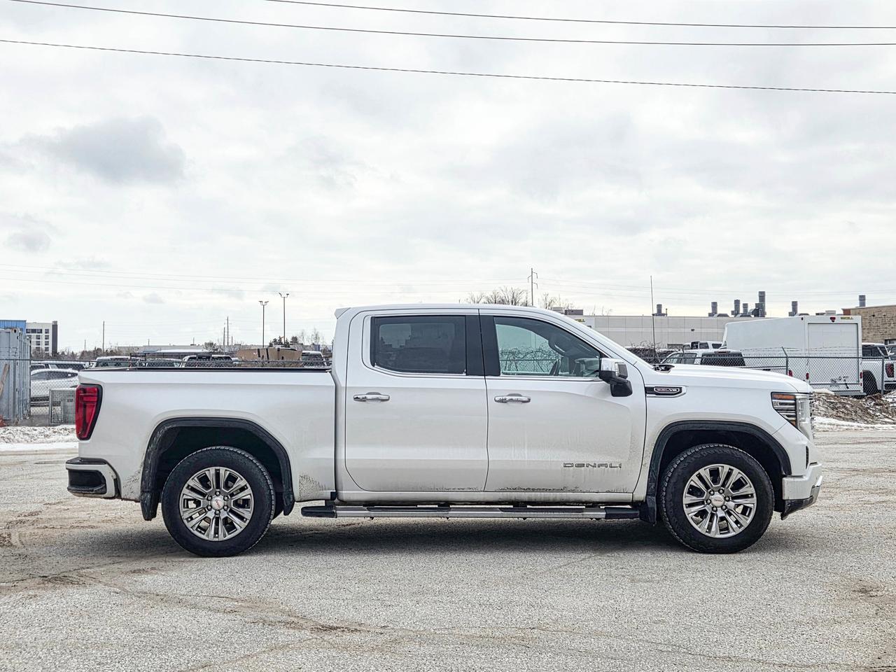 2023 GMC Sierra 1500 Denali Photo2