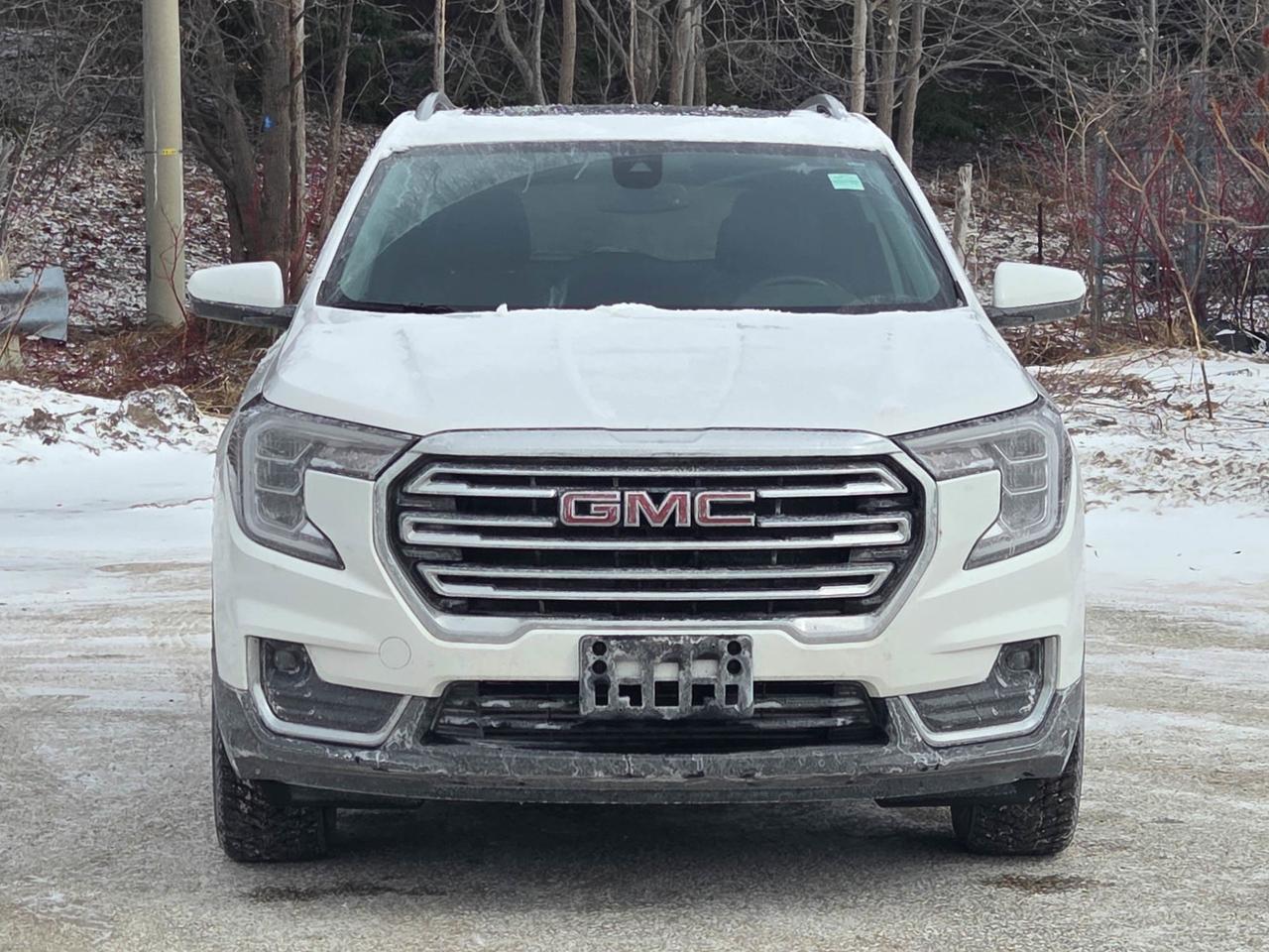 2022 GMC Terrain SLT Photo3