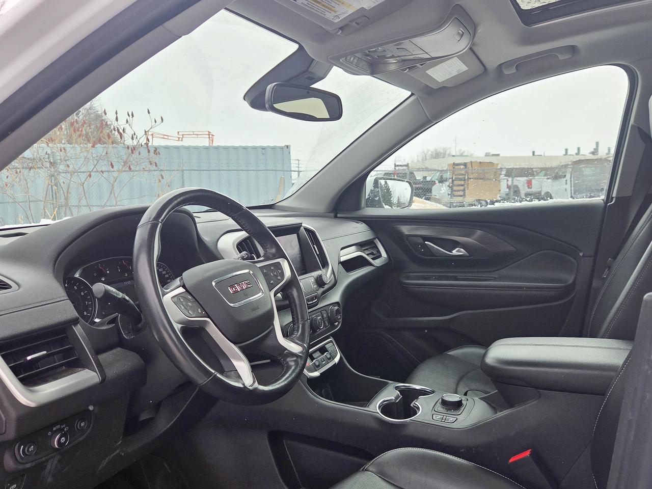 2022 GMC Terrain SLT Photo