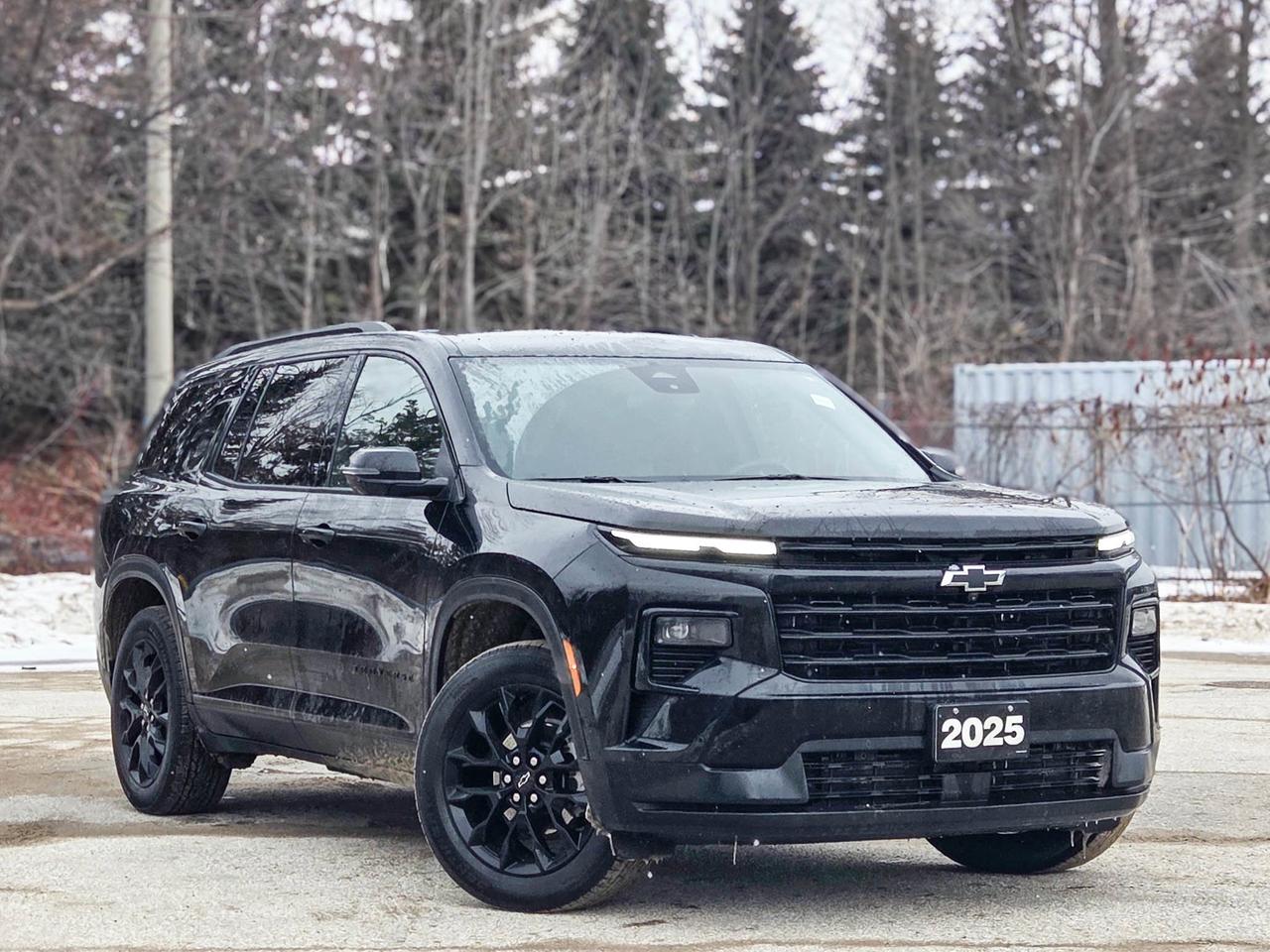 2025 Chevrolet Traverse LT Photo