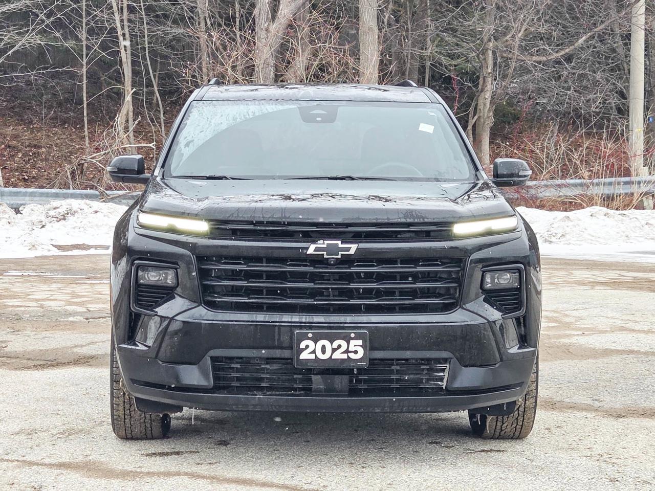 2025 Chevrolet Traverse LT Photo