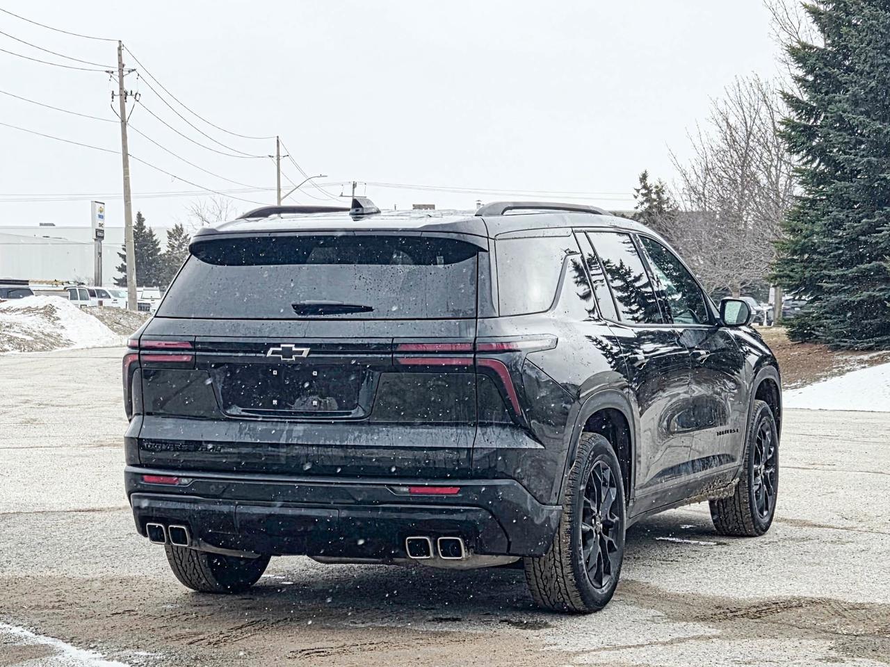 2025 Chevrolet Traverse LT Photo