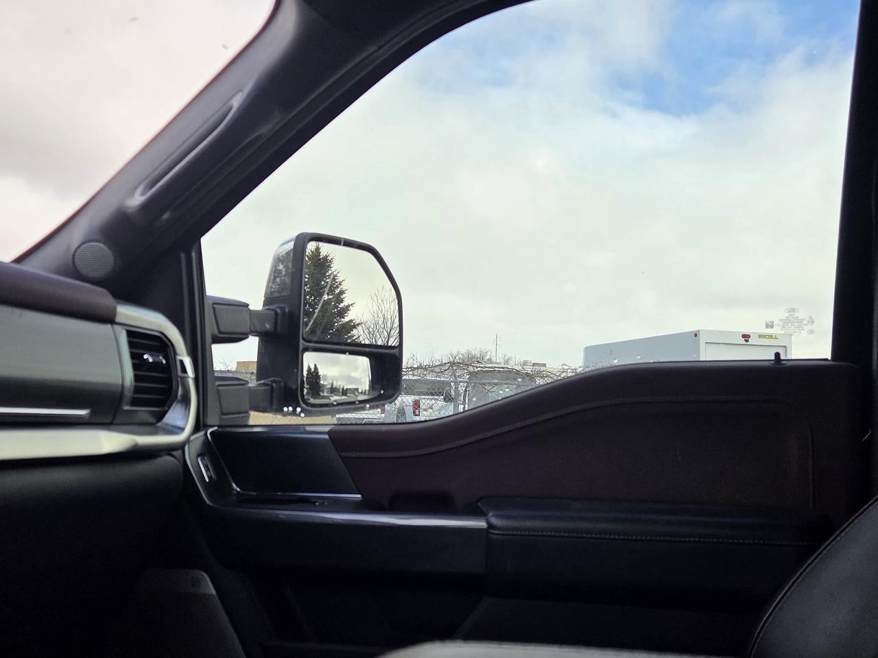 2022 Ford F-150 Lariat Photo