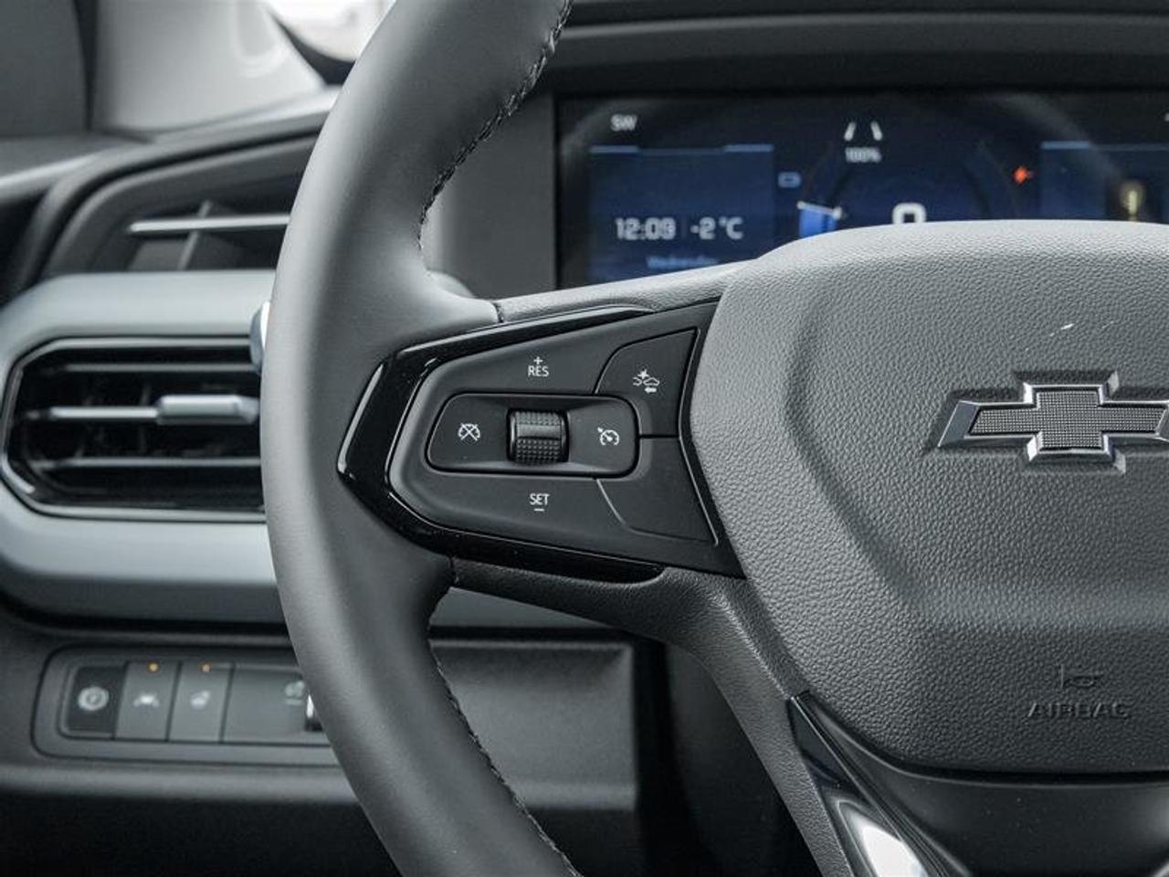 2027 Chevrolet Bolt EV LT Photo