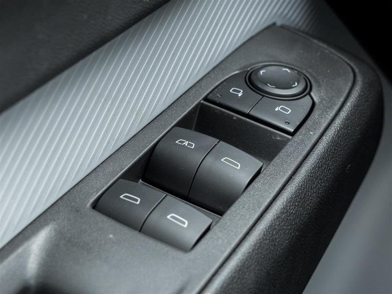 2027 Chevrolet Bolt EV LT Photo